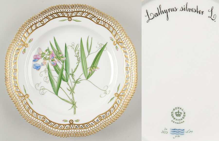 Flora Danica (1961 To Current) 10" Pierced Dinner Plate/Fruit Std-Lathyrus silves