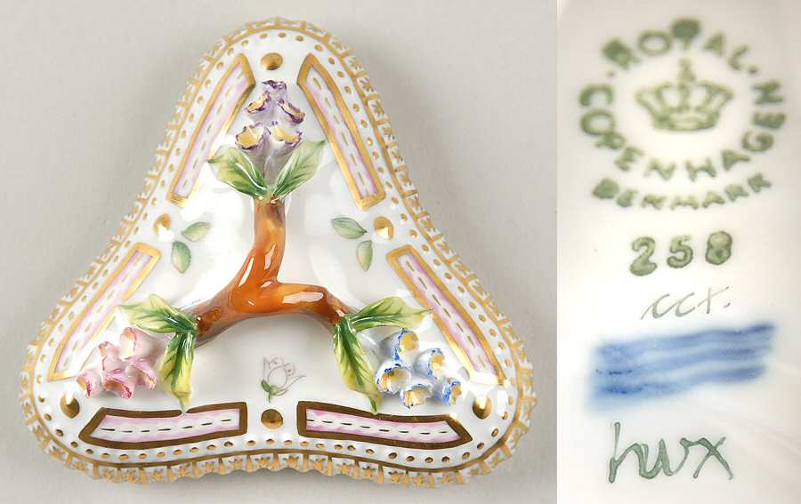 Flora Danica (1961 To Current) Lid for Triangular Custard Cup-No Decal