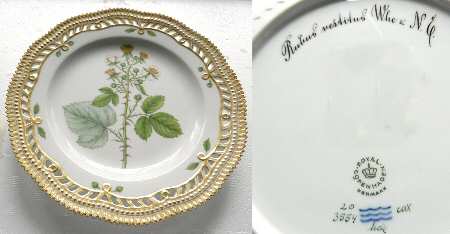 Flora Danica (1961 To Current) 9" Pierced Luncheon Plate/Fruit Std-Rubus vestitus