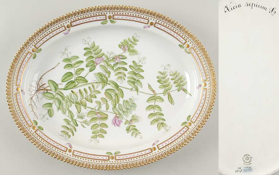 Flora Danica (1961 To Current) 14" Oval Serving Platter-Vicia sepium L