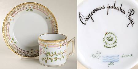 Flora Danica (1961 To Current) Chocolate Cup & Smooth Saucer-Oxycoecus palustris