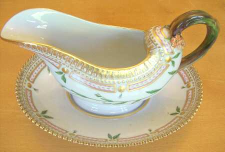 Flora Danica (1961 To Current) Sauce Boat & Fixed Stand-Arabis siecica Fr
