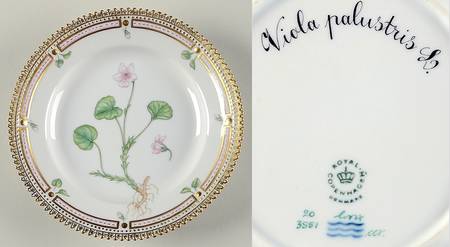 Flora Danica (1961 To Current) Dessert/Pie Plate-Viola palustris L.