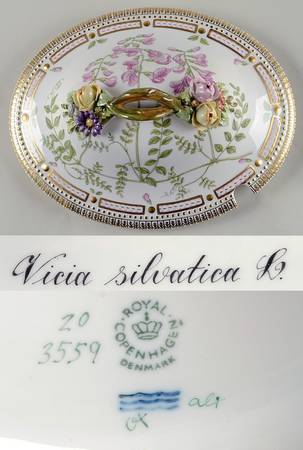 Flora Danica (1961 To Current) Lid for 4 Qt Oval Tureen Vicia silvatica L