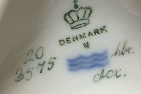 Flora Danica (1961 To Current) Lid for Triangular Custard Cup-No Decal