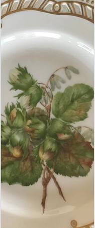 Flora Danica (1961 To Current) Pierced Luncheon Plate/Fruit Stand-Hazelnut