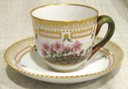 Flora Danica (1961 To Current) Flat Demitasse Cup & Saucer-Saxifraga oppositifoli