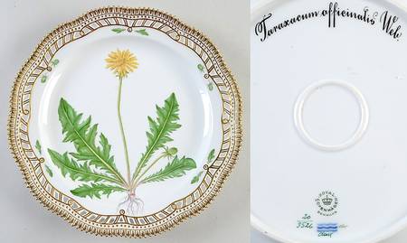 Flora Danica (1961 To Current) 10" Round Pierced Platter-Taraxucum afficinallis W