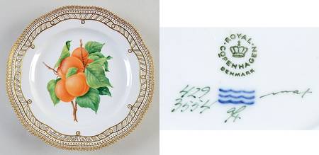 Flora Danica (1961 To Current) Fruit Service Plate