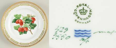 Flora Danica (1961 To Current) Fruit Service Luncheon Plate "Gooseberries"