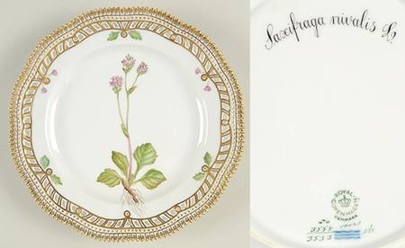 Flora Danica (1961 To Current) 9" Pierced Luncheon Plate/Fruit Std-Saxifraga niva