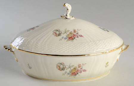 Frijsenborg Oval Covered Vegetable