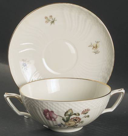 Frijsenborg Flat Cream Soup & Saucer Set