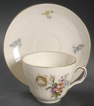 Frijsenborg Flat Cup & Saucer Set