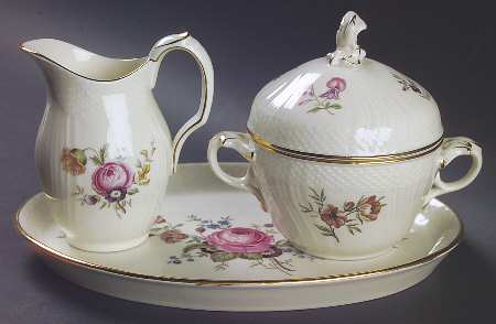 Frijsenborg Creamer & Sugar with Lid & Tray Set