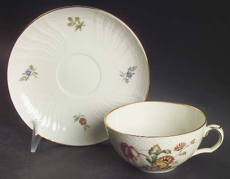Frijsenborg Flat Cup & Saucer Set