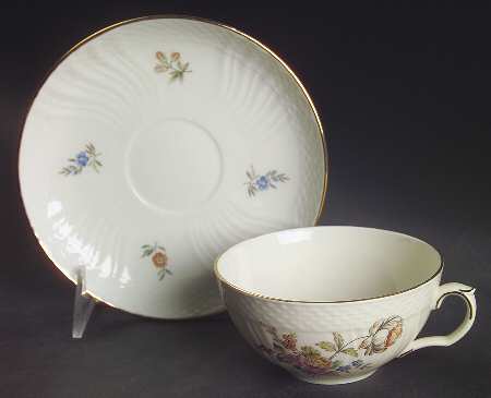 Frijsenborg Flat Cup & Saucer Set