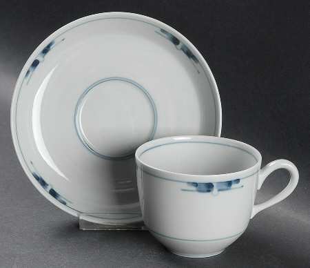 Gemina Flat Cup & Saucer Set