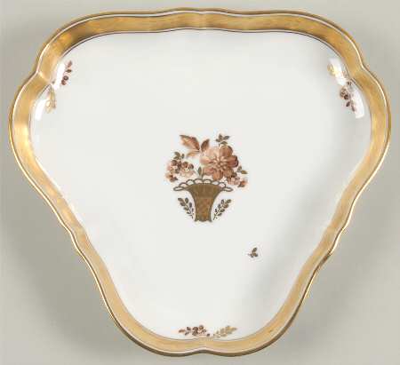 Golden Basket Triangular Cake Plate