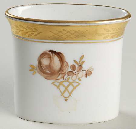 Golden Basket Cigarette Holder