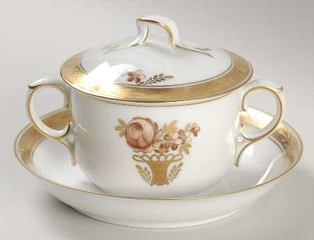 Golden Basket Cream Soup Bowl & Saucer Set with Lid