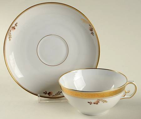 Golden Basket Flat Cup & Saucer Set