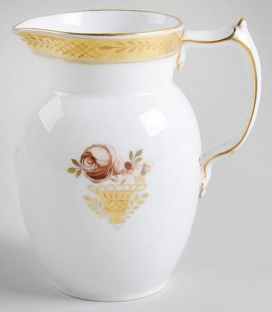 Golden Basket 16 Oz Pitcher
