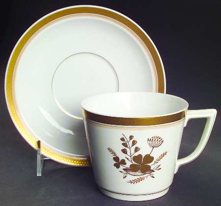 Golden Clover (White) Oversized Cup & Saucer Set