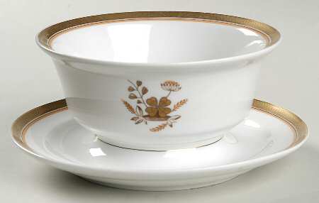 Golden Clover (White) Gravy Boat with Attached Underplate