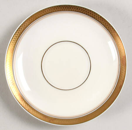 Golden Clover (Cream) Saucer for Flat Cup by Royal Copenhagen