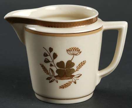 Golden Clover (Cream) Creamer