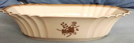 Golden Clover (Cream) Jardiniere