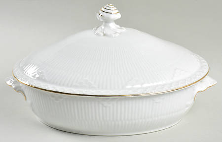 Gold Fan Oval Covered Vegetable