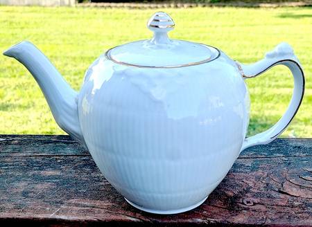Gold Fan Teapot & Lid