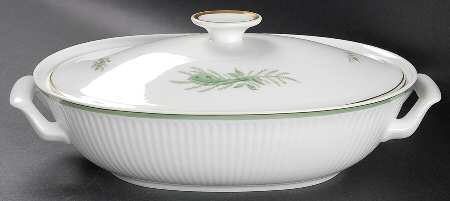 Green Melodi Oval Covered Vegetable