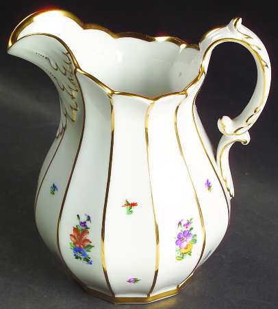 Henriette 16 Oz Milk Jug