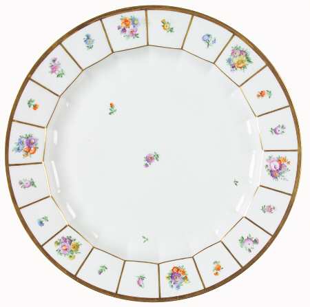 Henriette 13" Chop Plate (Round Platter)