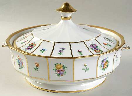 Henriette Round Covered Vegetable