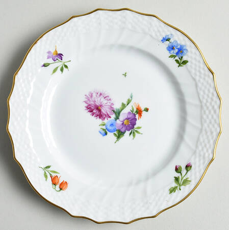Light Saxon Flower Bread & Butter Plate
