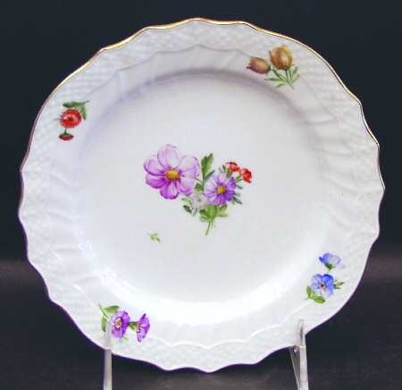 Light Saxon Flower Dessert/Pie Plate