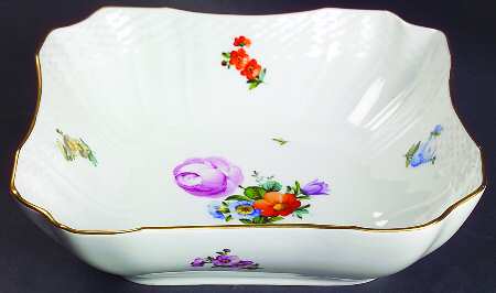Light Saxon Flower 8" Square Vegetable Bowl