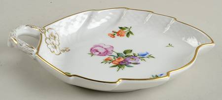 Light Saxon Flower Pickle Dish