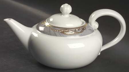 Magnolia Grey Teapot & Lid