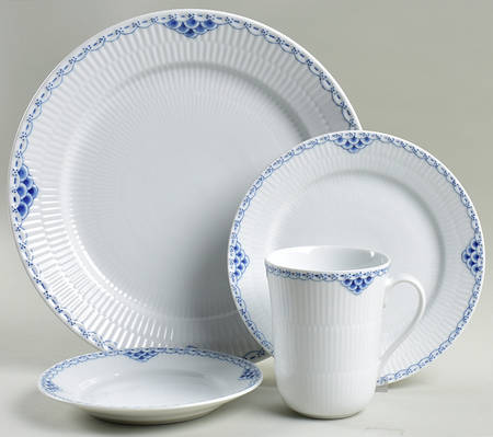 Princess Blue 4 Piece Place Setting