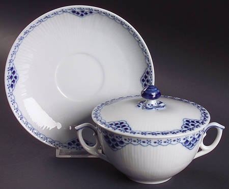 Princess Blue Cream Soup Bowl & Saucer Set with Lid