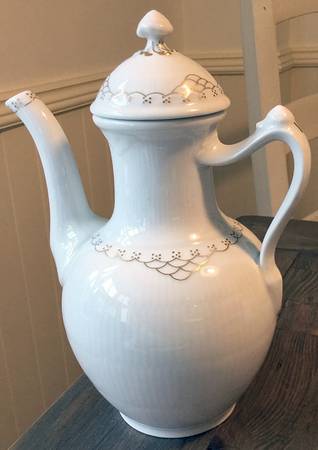 Princess Gold Coffee Pot & Lid