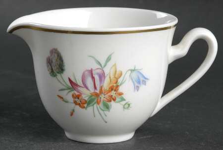 Primavera Creamer