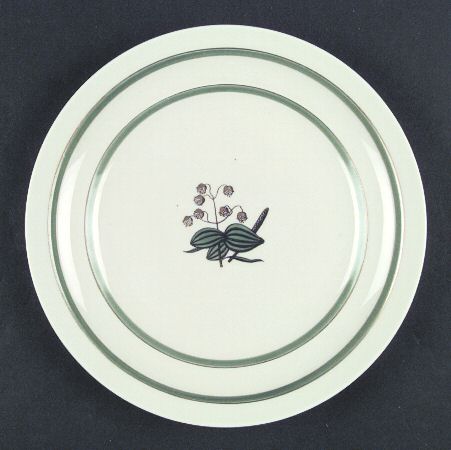 Quaking Grass Cake Plate