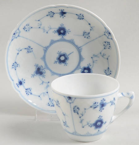 RCO6 Flat Demitasse Cup & Saucer Set