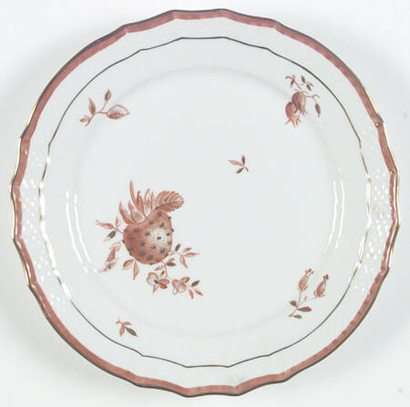 Red Fruit Luncheon Plate